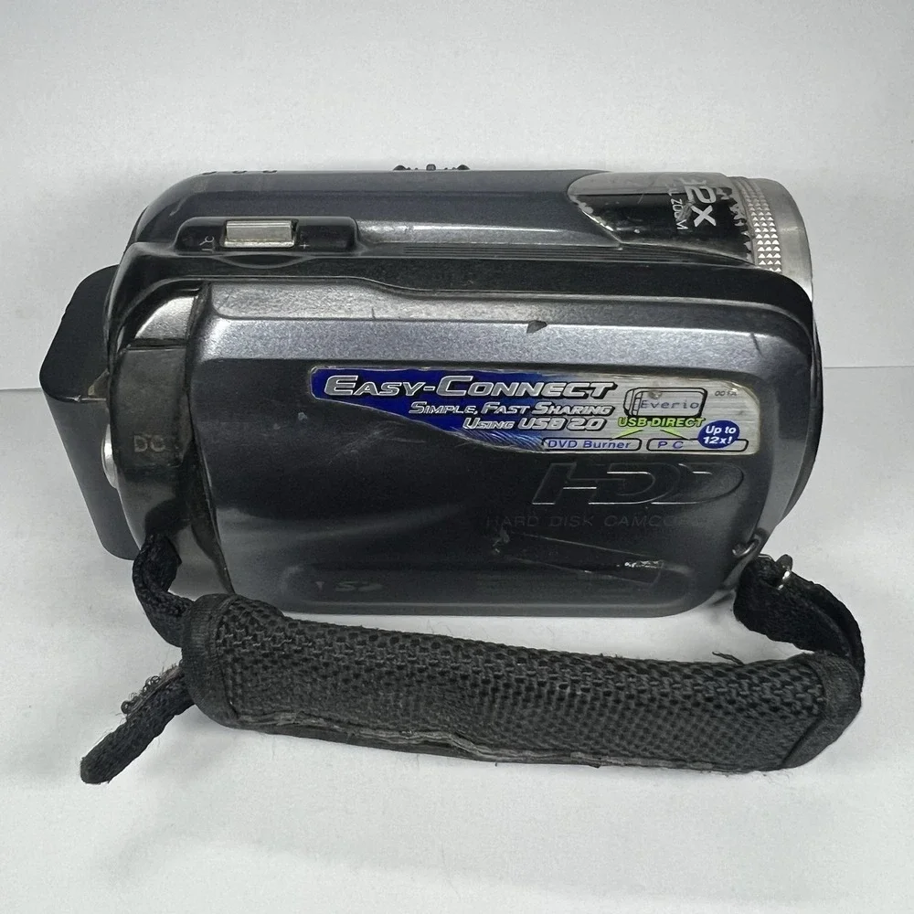JVC Everio GZ-MG21U 20GB HDD Camcorder 32x Optical Zoom Silver As-Is For Parts